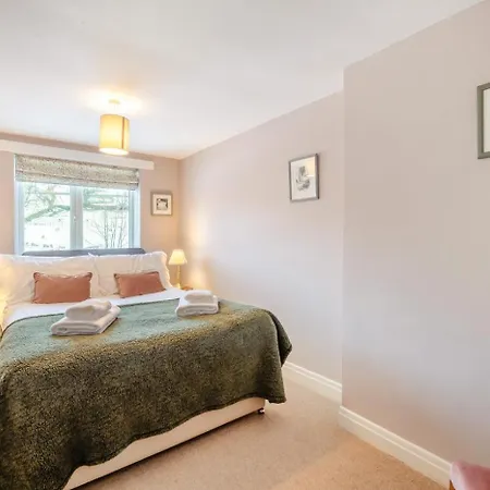 2 Bed In Hawes Oc-b30521 Hardraw