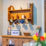 2 Bed In Hawes Oc-b30521 Holiday home