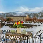 2 Bed In Hawes Oc-b30521 Holiday home *