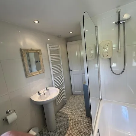 Дом отдыха 2 Bed In Hawes Oc-b30521